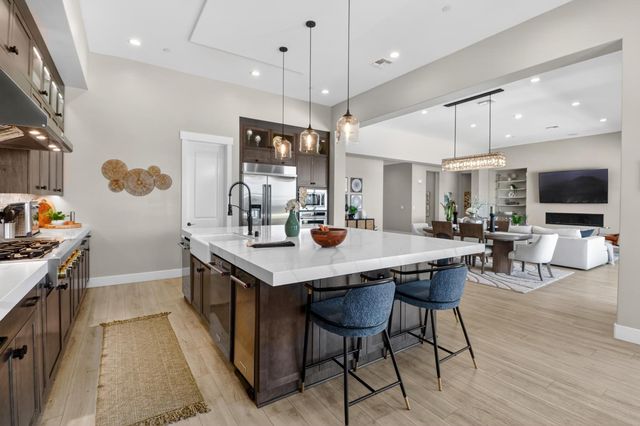 4067 Whitney Vista Ln, Rocklin, CA 95677
