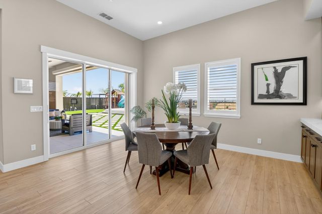 4067 Whitney Vista Ln, Rocklin, CA 95677