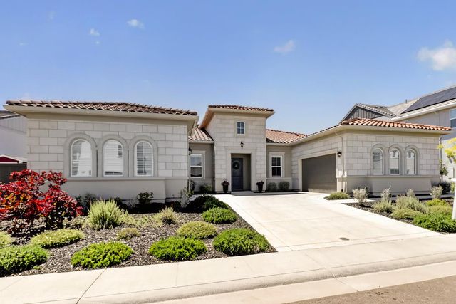 4067 Whitney Vista Ln, Rocklin, CA 95677