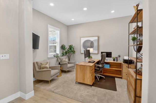 4067 Whitney Vista Ln, Rocklin, CA 95677
