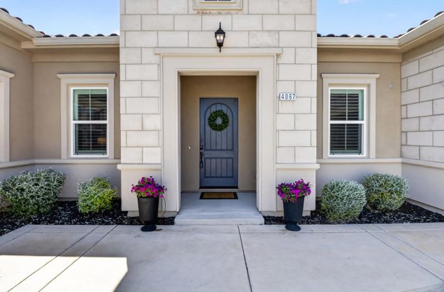 4067 Whitney Vista Ln, Rocklin, CA 95677