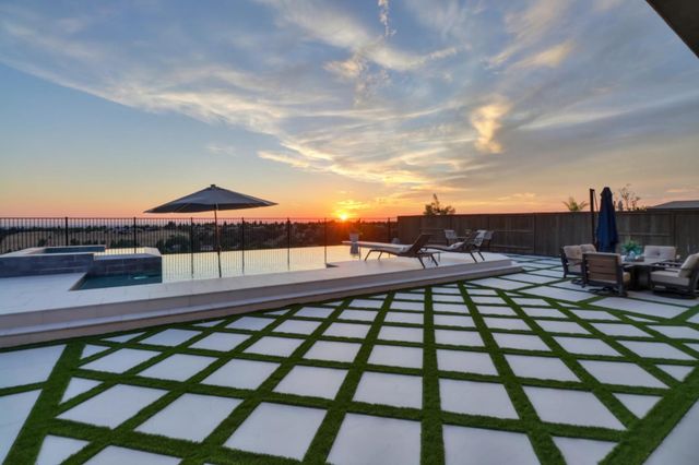4067 Whitney Vista Ln, Rocklin, CA 95677