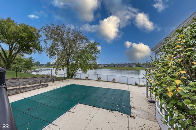 7854 Harbour Isle, Indianapolis, IN 46240