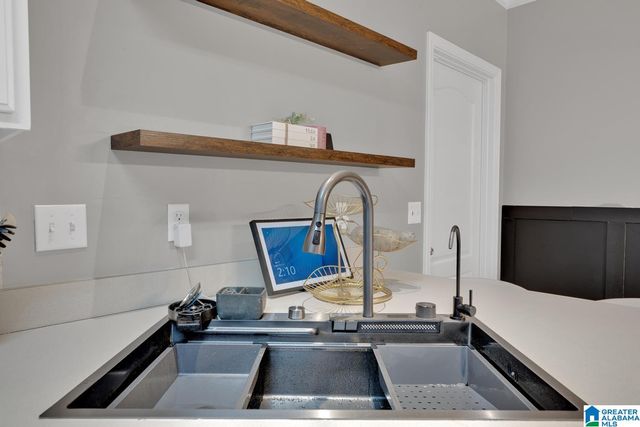 4558 CANTEBURY LANE, Center Point, AL 35215