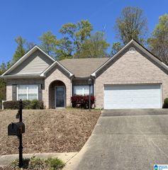 4558 CANTEBURY LANE, Center Point, AL 35215