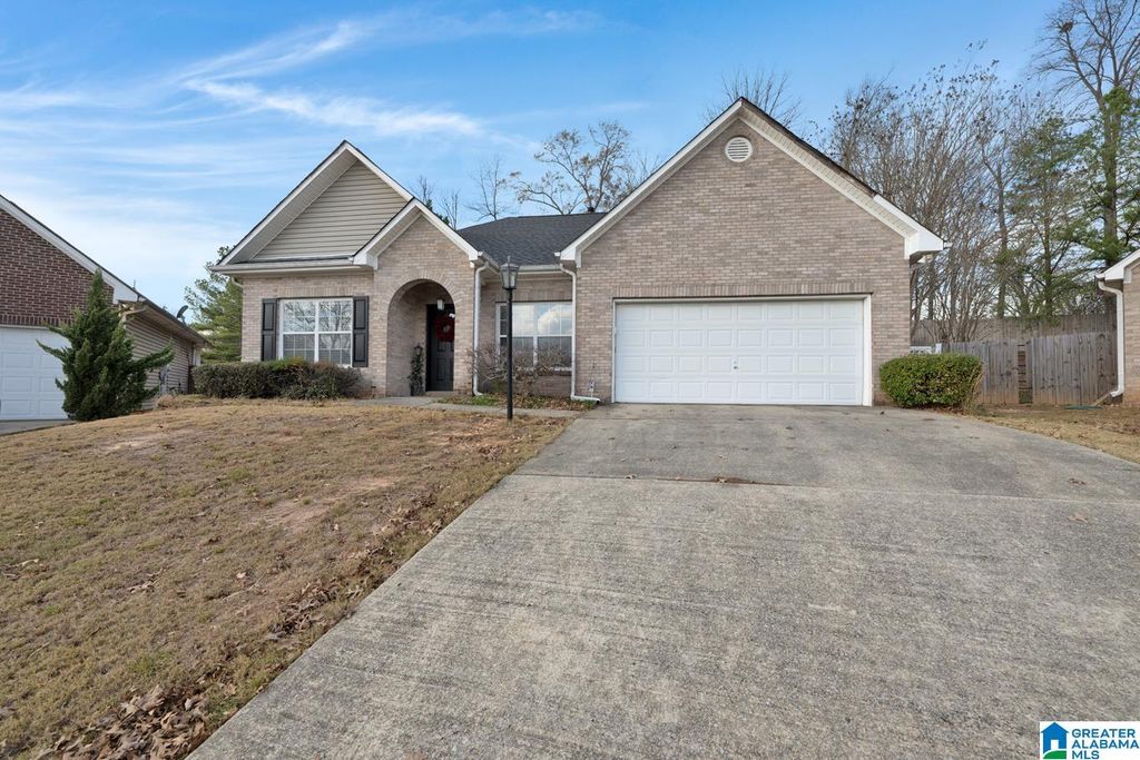 4558 CANTEBURY LANE, Center Point, AL 35215