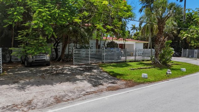 11401 W Biscayne Canal Road, Miami, FL 33161
