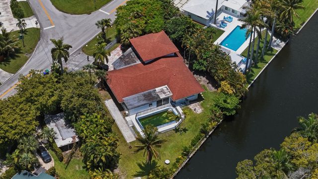 11401 W Biscayne Canal Road, Miami, FL 33161