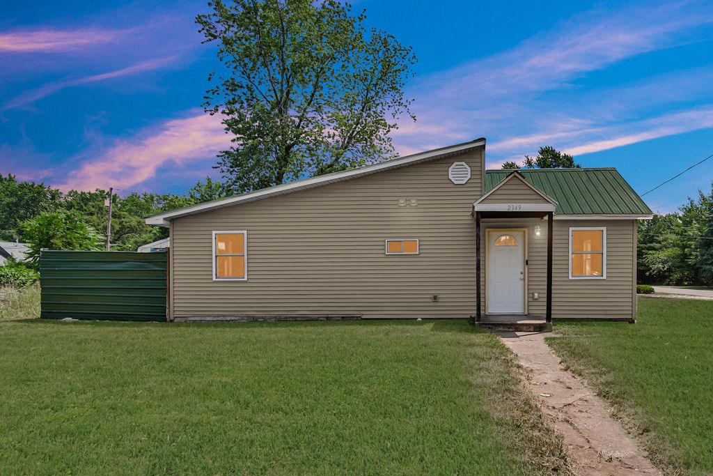 2349 Burr Street, Gary, IN 46406