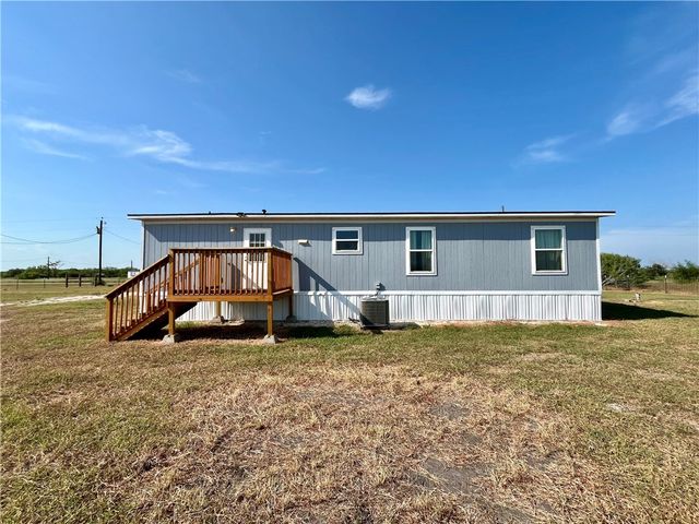 553 Jennifer Loop, Orange Grove, TX 78372