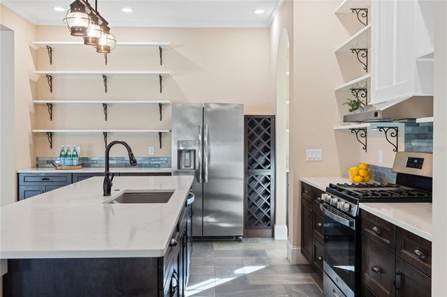 6905 CLAYTON STREET, Mount Dora, FL 32757