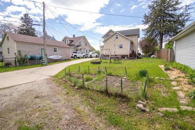 502 Park AVENUE, Beaver Dam, WI 53916