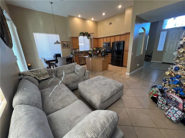 1823 Church, Redlands, CA 92374