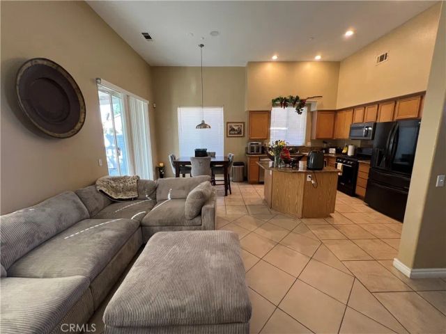 1823 Church, Redlands, CA 92374