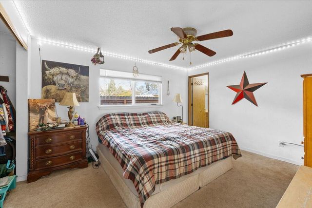 621 S Shasta Avenue, Eagle Point, OR 97524