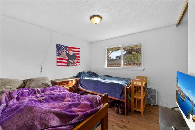 621 S Shasta Avenue, Eagle Point, OR 97524