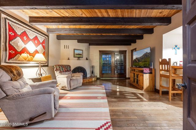 820 Engler Road, Las Cruces, NM 88007