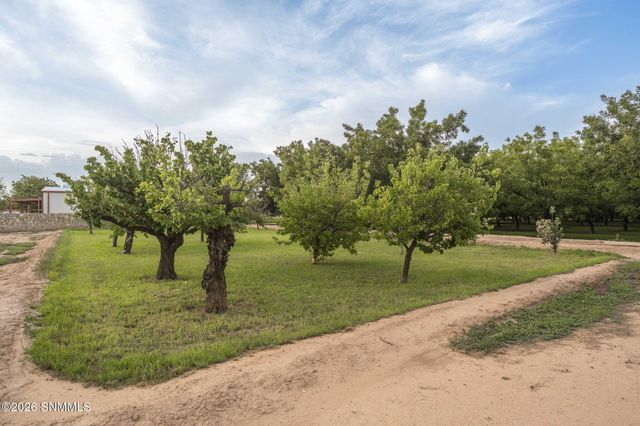 820 Engler Road, Las Cruces, NM 88007