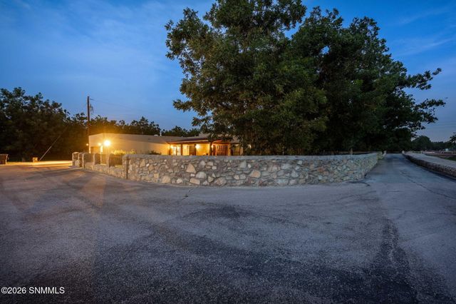 820 Engler Road, Las Cruces, NM 88007