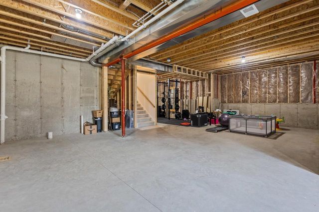552 Autumn Ridge Court, Oregon, WI 53575