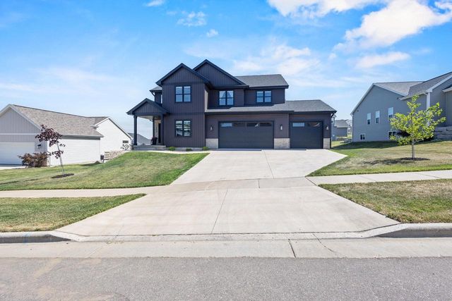 552 Autumn Ridge Court, Oregon, WI 53575