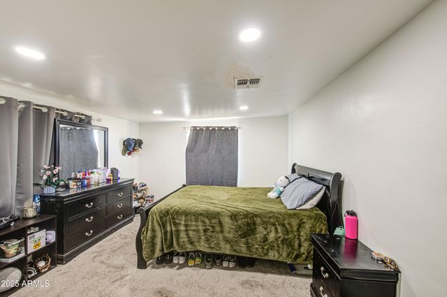 3648 W MORELAND Street, Phoenix, AZ 85009