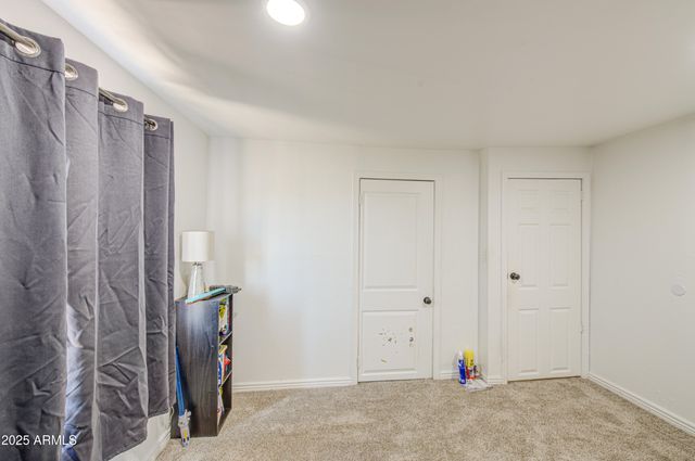 3648 W MORELAND Street, Phoenix, AZ 85009