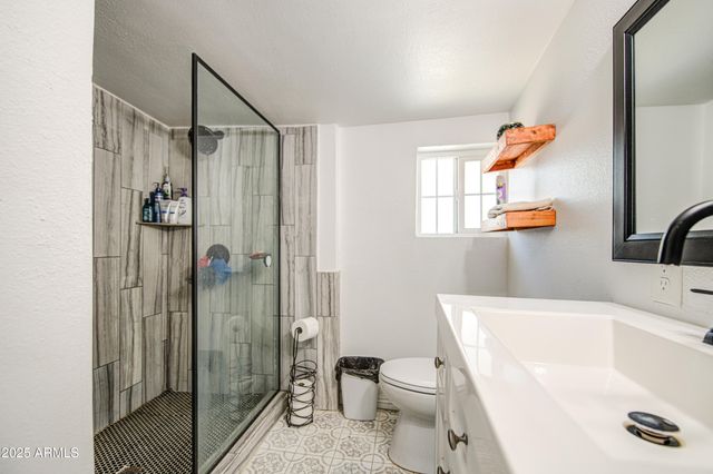 3648 W MORELAND Street, Phoenix, AZ 85009