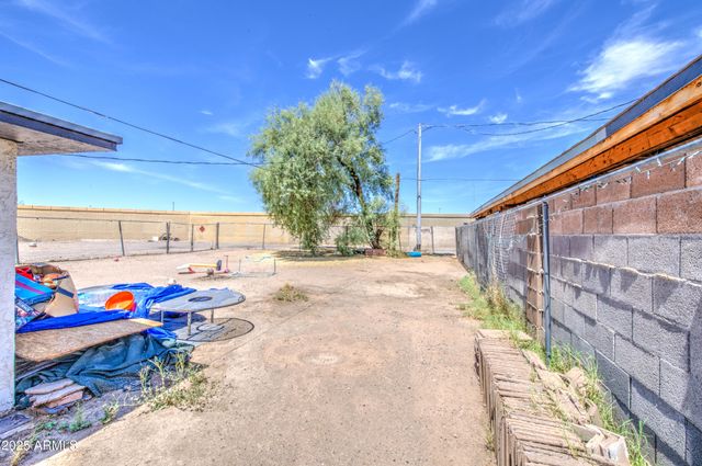 3648 W MORELAND Street, Phoenix, AZ 85009