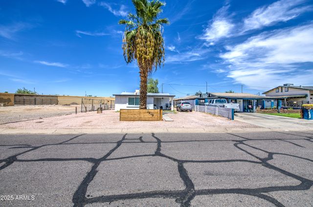 3648 W MORELAND Street, Phoenix, AZ 85009