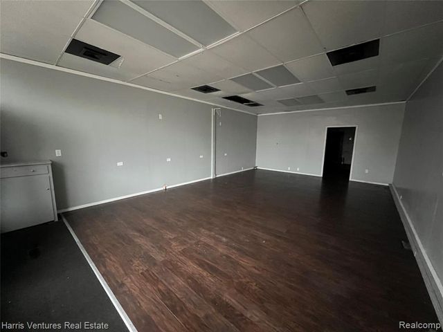 15535 Mack Avenue, Detroit, MI 48224