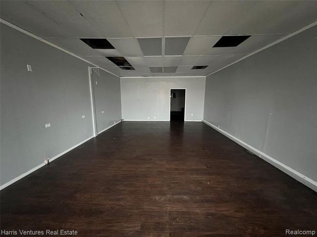 15535 Mack Avenue, Detroit, MI 48224