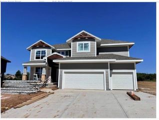 19695 W 113th Place, Olathe, KS 66061