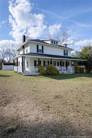 201 N College. Street, Red Springs, NC 28377