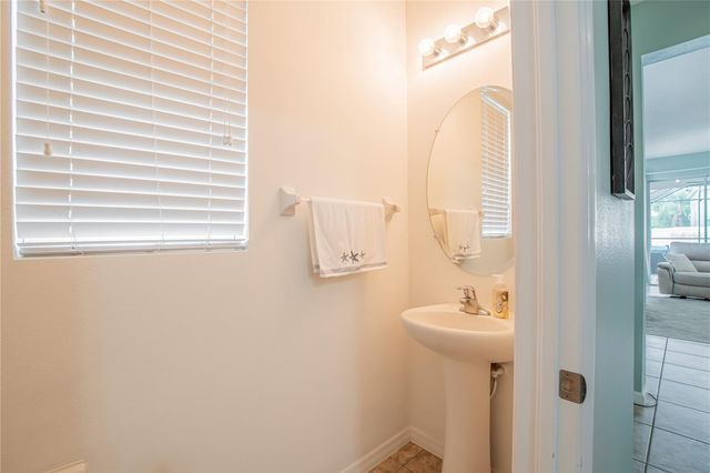 402 BRITTON SHORES COURT, Ruskin, FL 33570