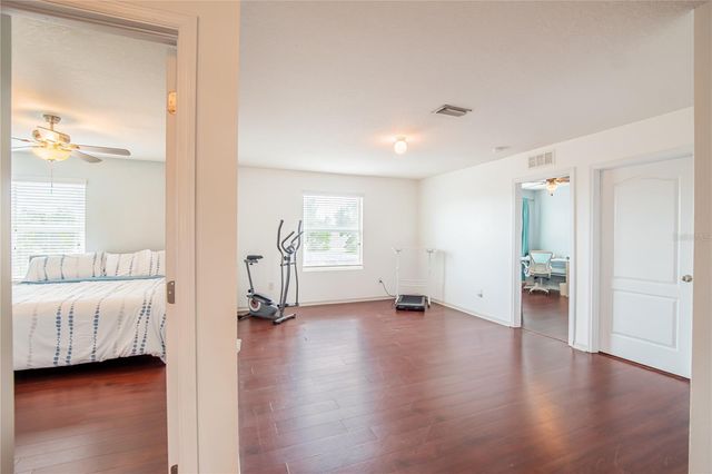 402 BRITTON SHORES COURT, Ruskin, FL 33570