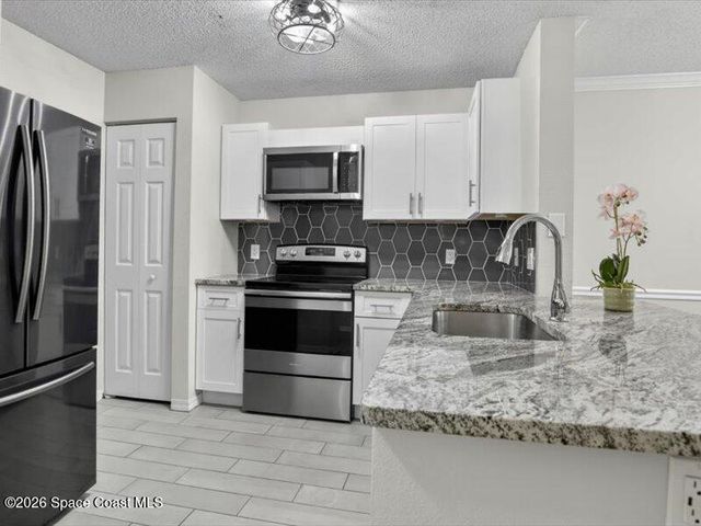 1950 Summer Club Drive 104, Oviedo, FL 32765