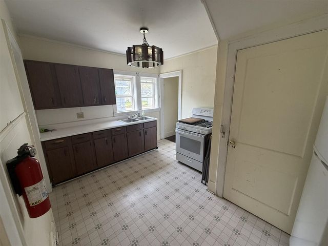 2229 Mcilwraith Street, Muskegon Heights, MI 49444