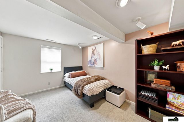 730 Marshall Avenue, Lincoln, NE 68510