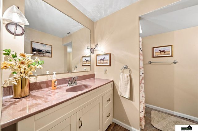 730 Marshall Avenue, Lincoln, NE 68510