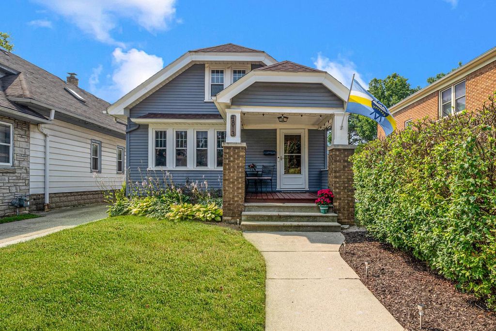4813 W Wells STREET, Milwaukee, WI 53208