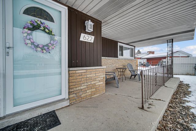 622 E 54th Avenue, Merrillville, IN 46410