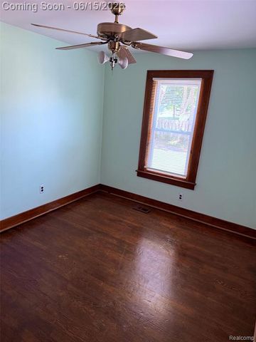 29780 Milford Road, New Hudson, MI 48165