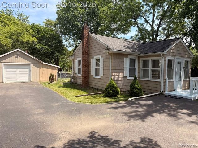 29780 Milford Road, New Hudson, MI 48165