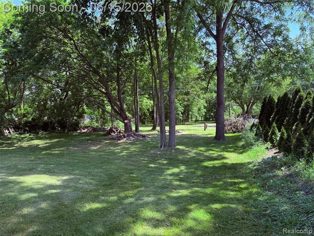 29780 Milford Road, New Hudson, MI 48165
