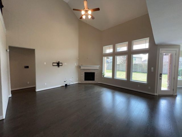 24715 Gracefield Haven Lane, Richmond, TX 77406