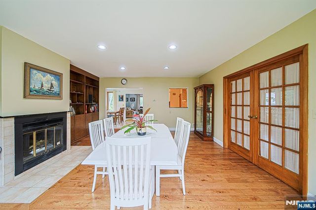728 Lancaster Road, Ridgefield, NJ 07657