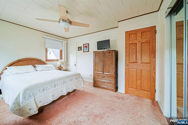 728 Lancaster Road, Ridgefield, NJ 07657