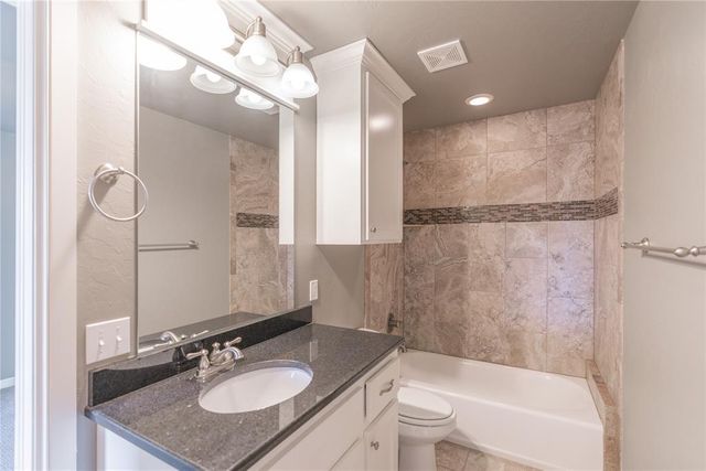 17604 Braken Drive, Edmond, OK 73012