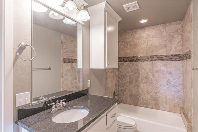 17604 Braken Drive, Edmond, OK 73012